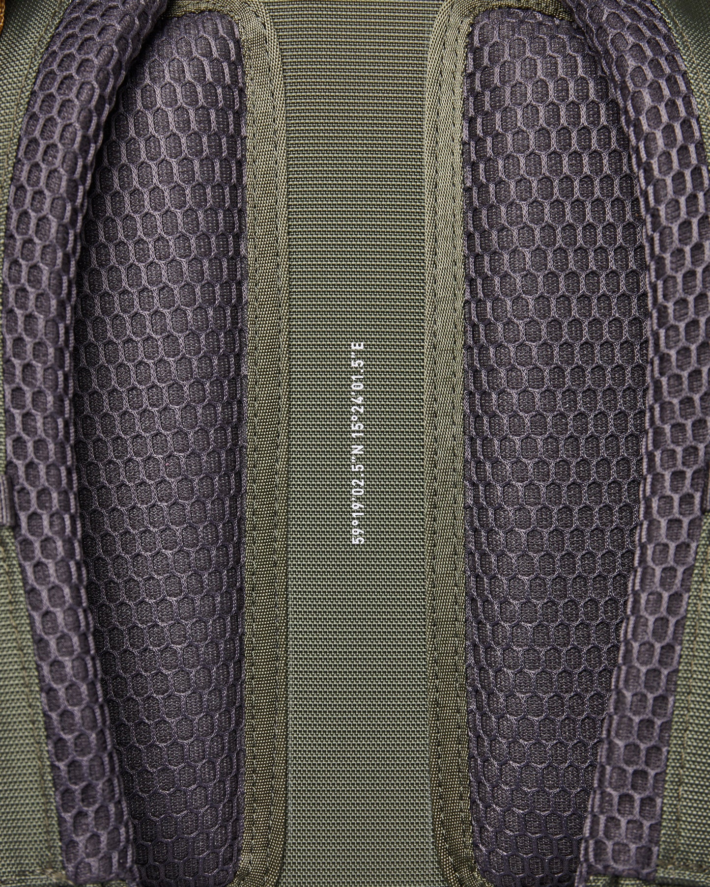 Sac à dos rolltop imperméable en recyclé | Vert "forest hike multi trekk green/leaf green"