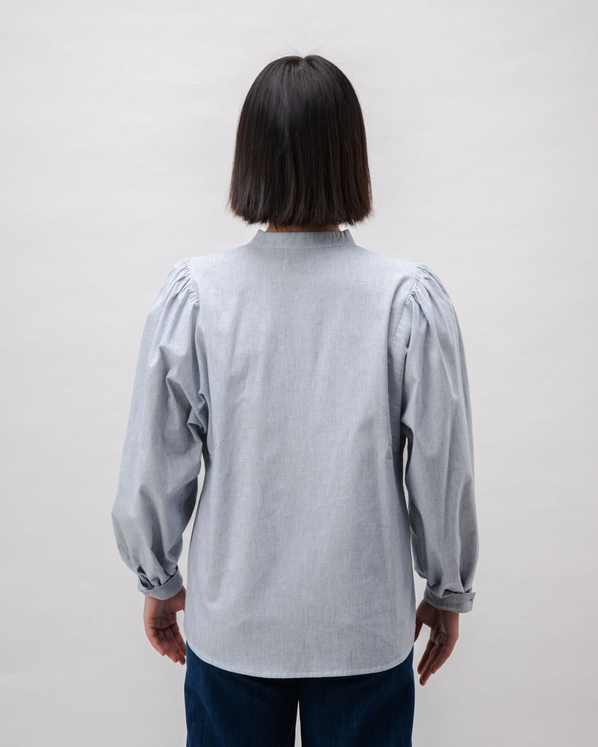 Chemise en coton bio | bleu "pinstripes romantic cotton blouse - indigo"