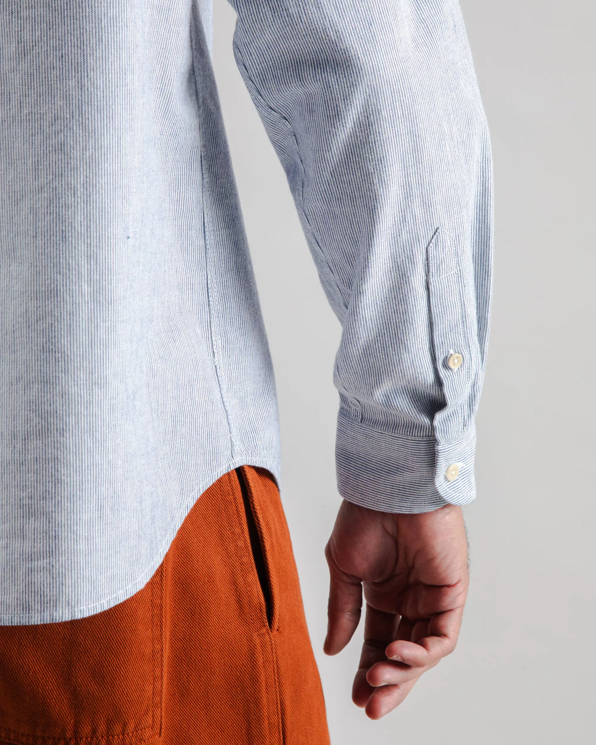 Chemise rayée col mao en coton bio | bleu "pinstripe japanese mao cotton shirt navy"