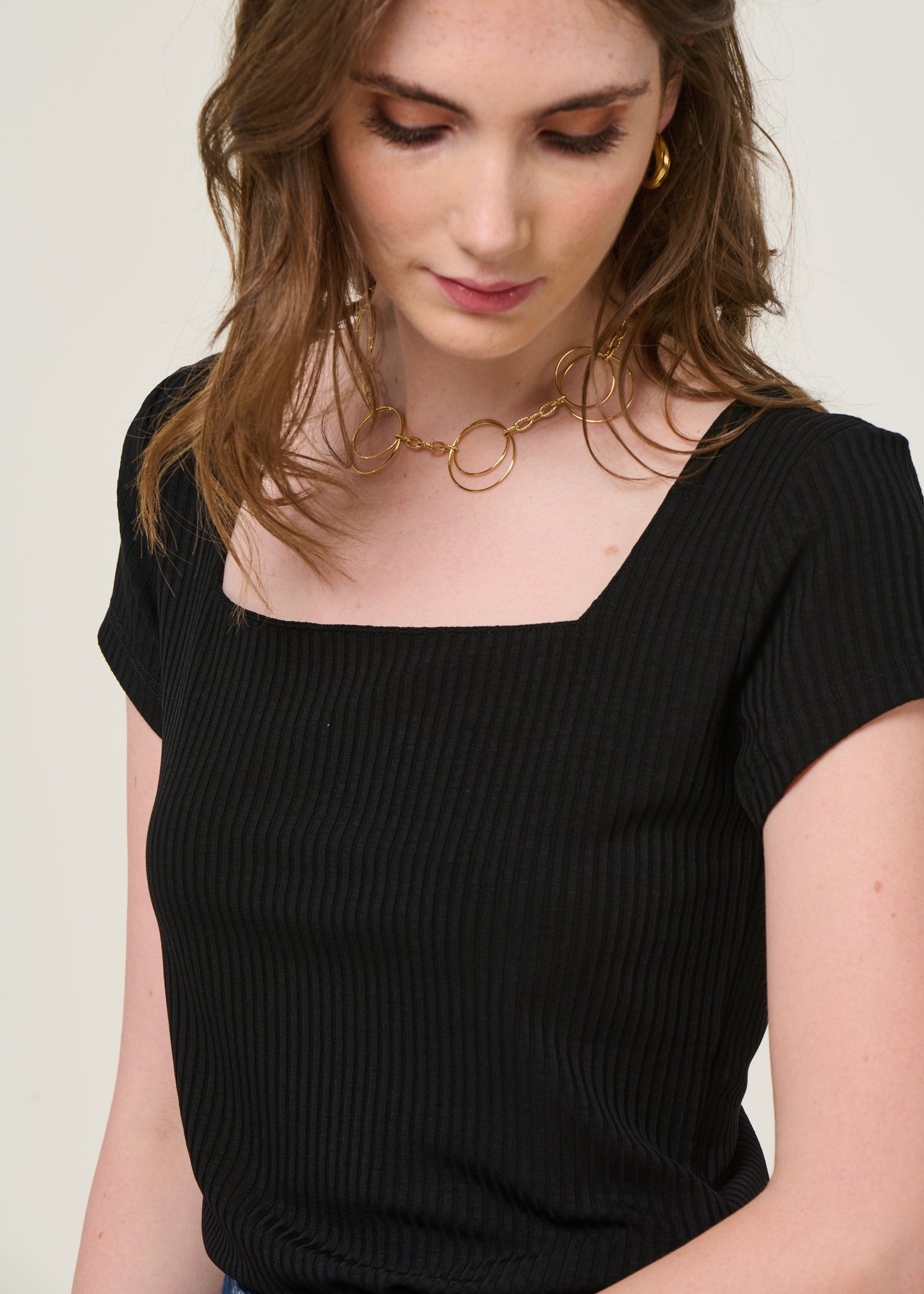 T-shirt côtelé en tencel | noir "arima black"