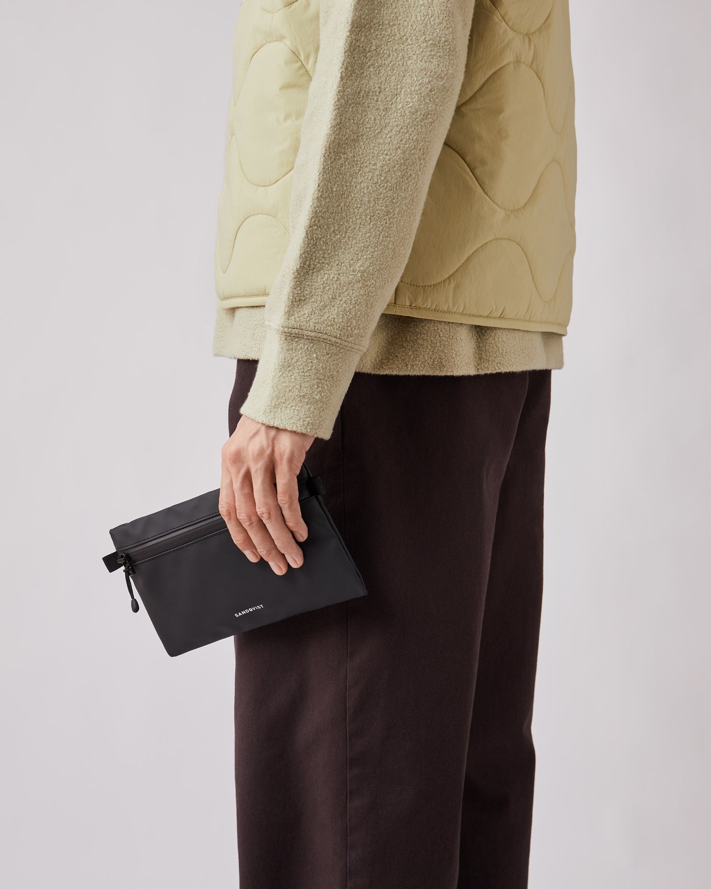 Petite pochette imperméable en recyclé | Noir "ola black"
