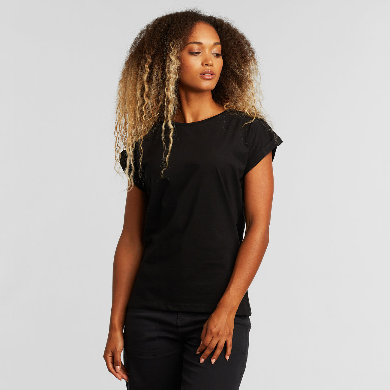 T-shirt en coton bio | Noir "t-shirt visby base black"