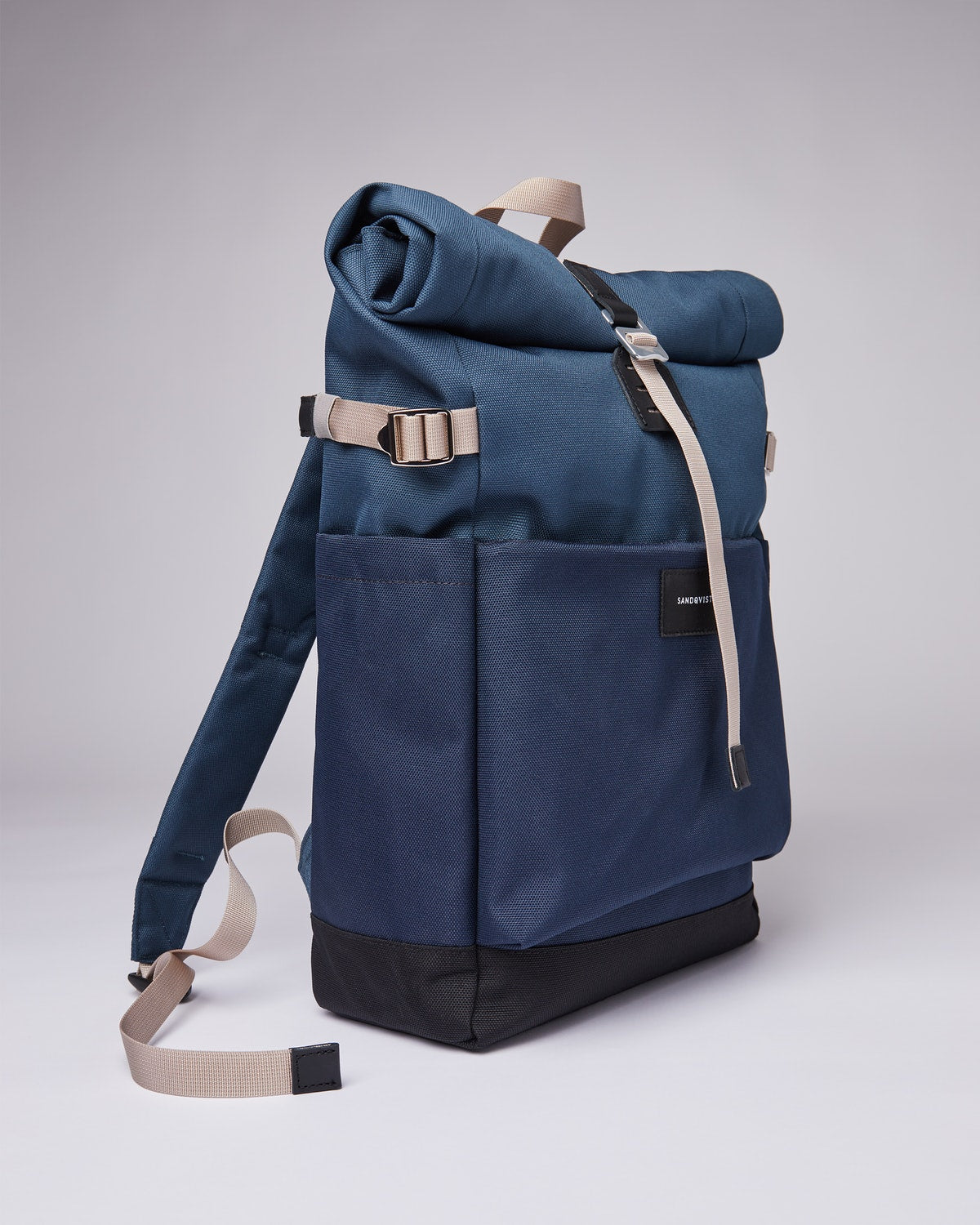 Sac à dos rolltop en matière recyclée | Bleu "ilon multi steel blue/navy blue"