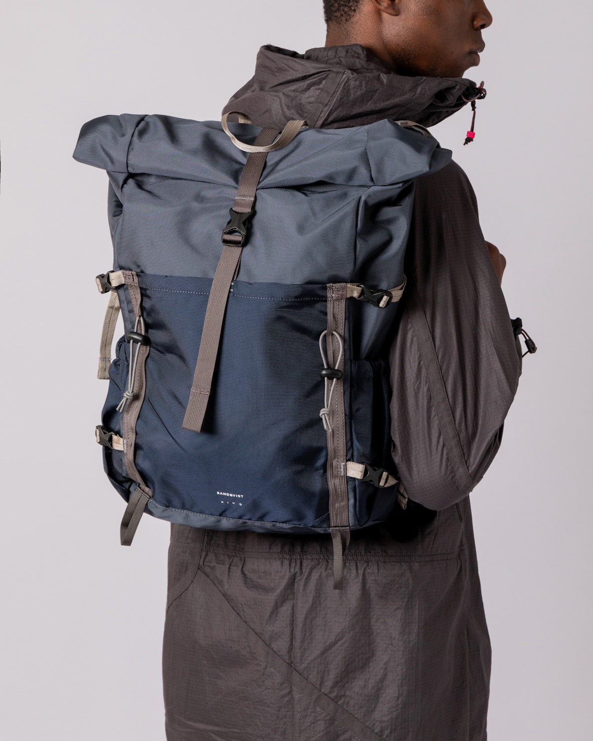 Sac à dos rolltop imperméable en matière recyclée | Bleu "forest hike multi steel blue/navy blue"