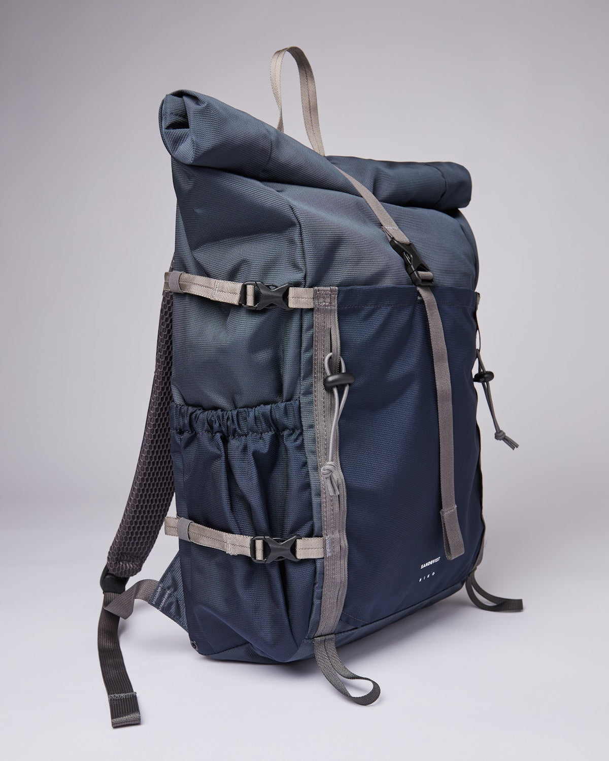 Sac à dos rolltop imperméable en matière recyclée | Bleu "forest hike multi steel blue/navy blue"