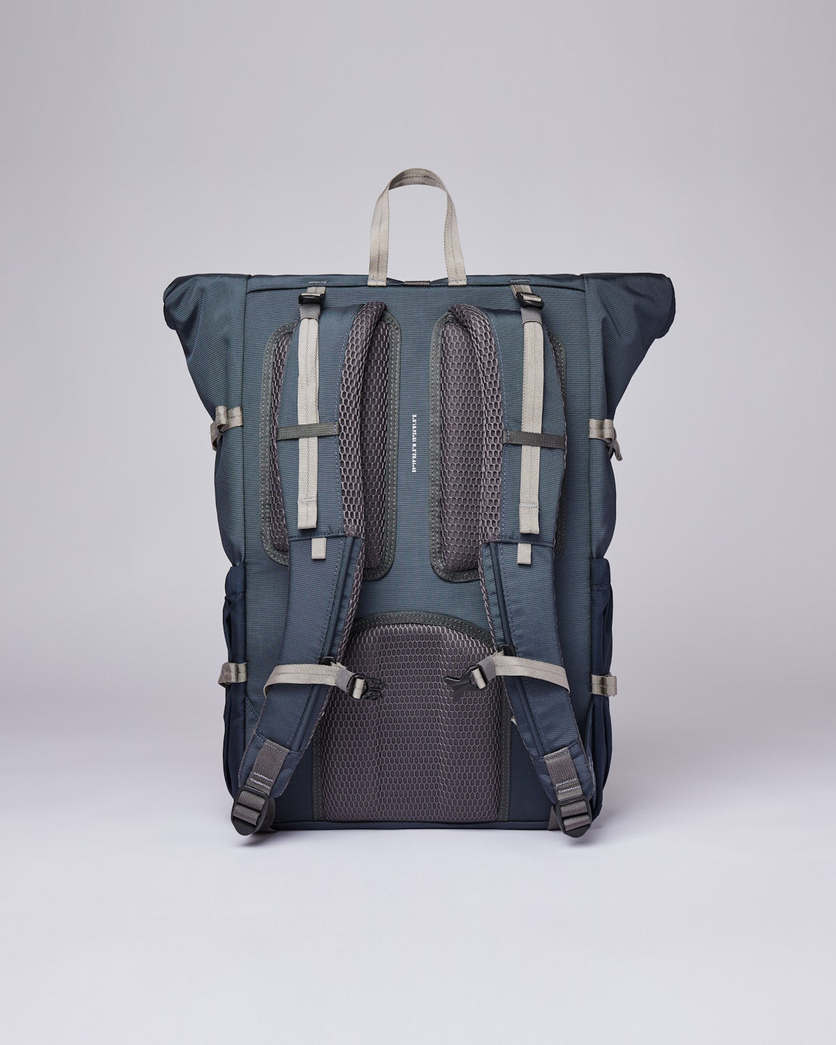 Sac à dos rolltop imperméable en matière recyclée | Bleu "forest hike multi steel blue/navy blue"