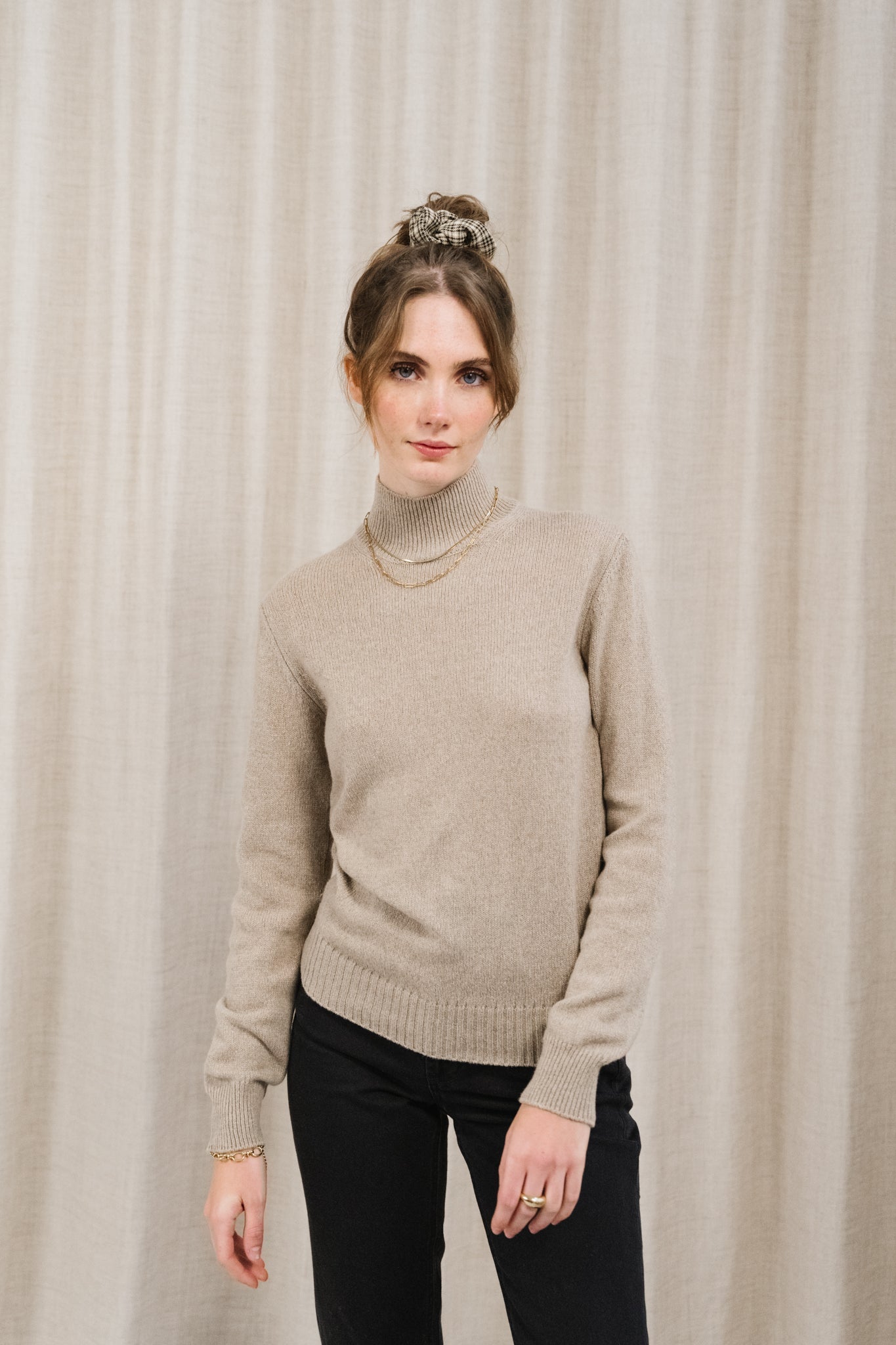 Pull en cachemire recyclé | beige "ada - beige sabbia"