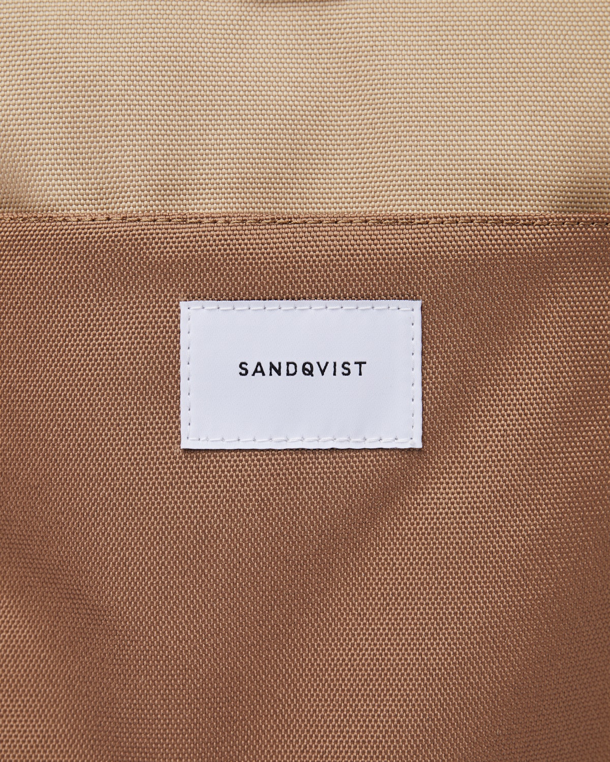 Sac à dos rolltop en matière recyclée | Marron et beige "ilon multi brown with natural leather"