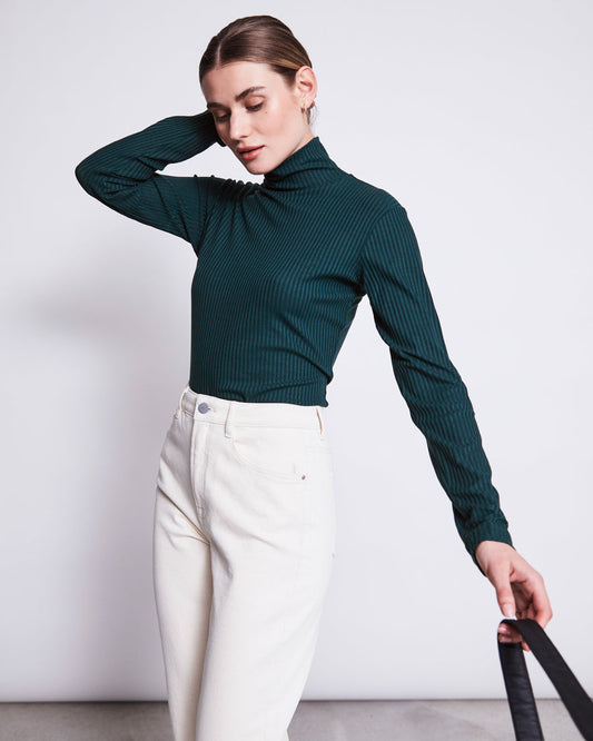 T-shirt manches longues col roulé en tencel | vert "mio bottle green"
