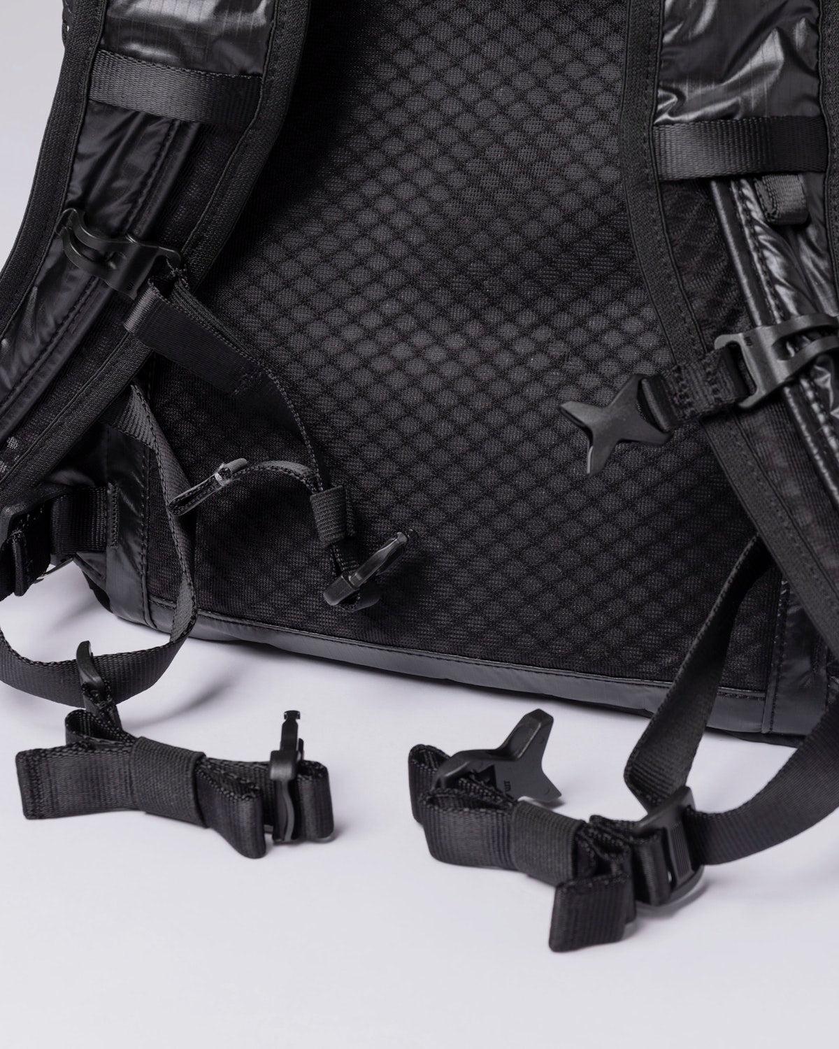 Sac à dos imperméable noir en nylon recyclé - bo black