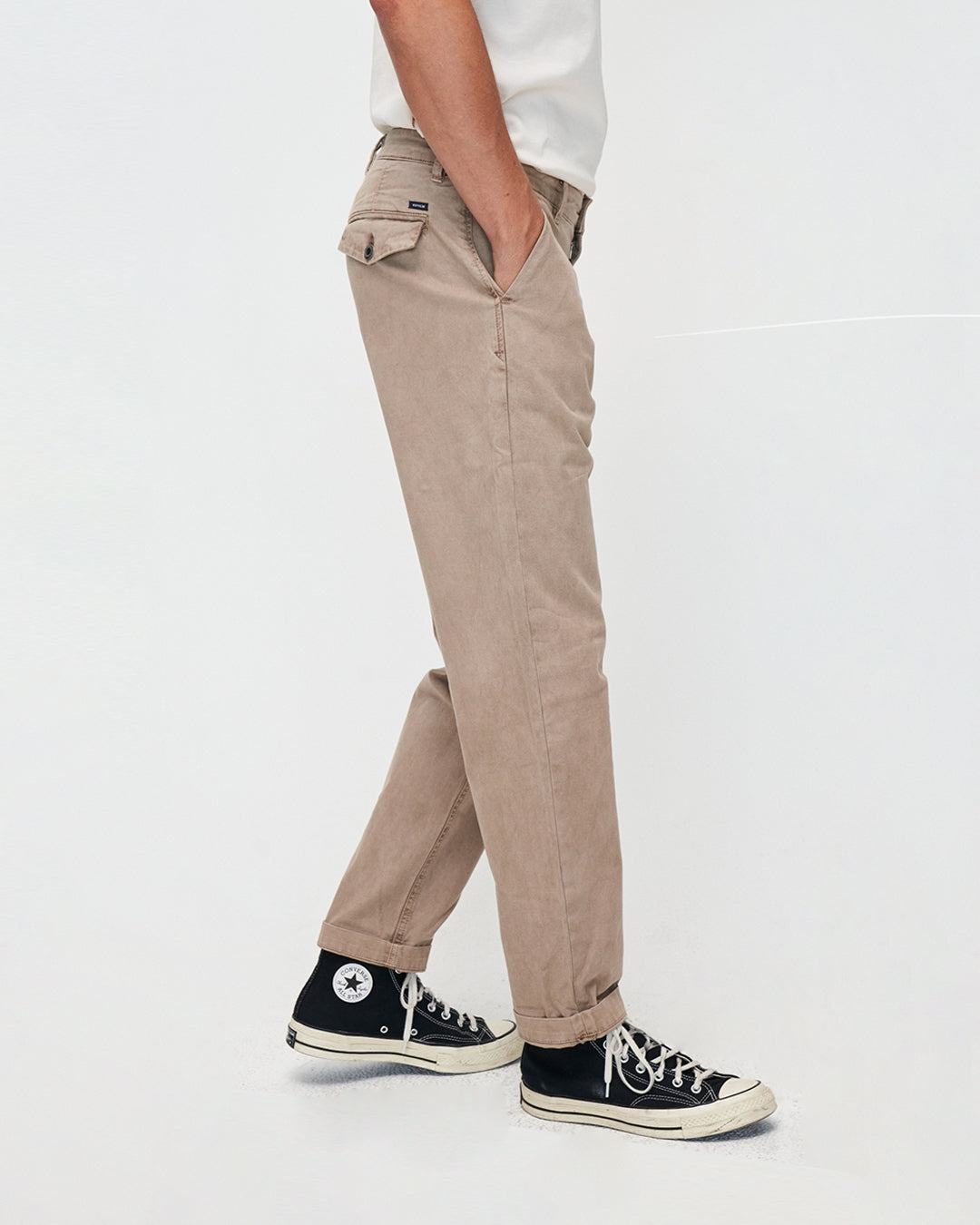 Chino en coton bio | Beige "darren chino black tea"
