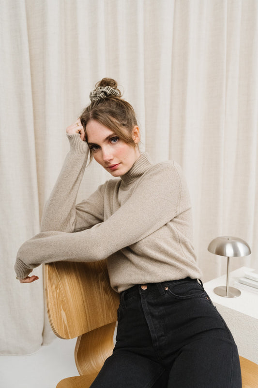 Pull en cachemire recyclé | beige "ada - beige sabbia"