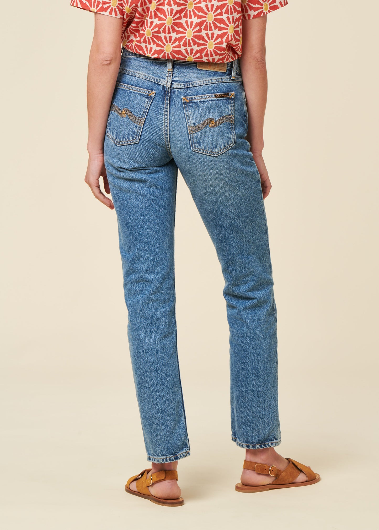Jean droit taille basse en coton bio | Bleu délavé "shady sadie indigo blues"