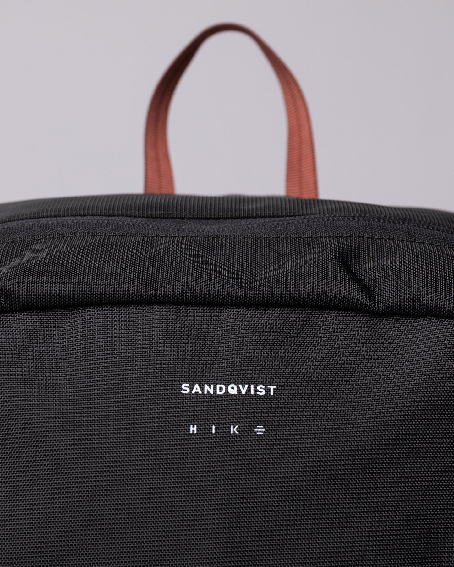 Sac à dos imperméable en recyclé | noir "ridge hike black"