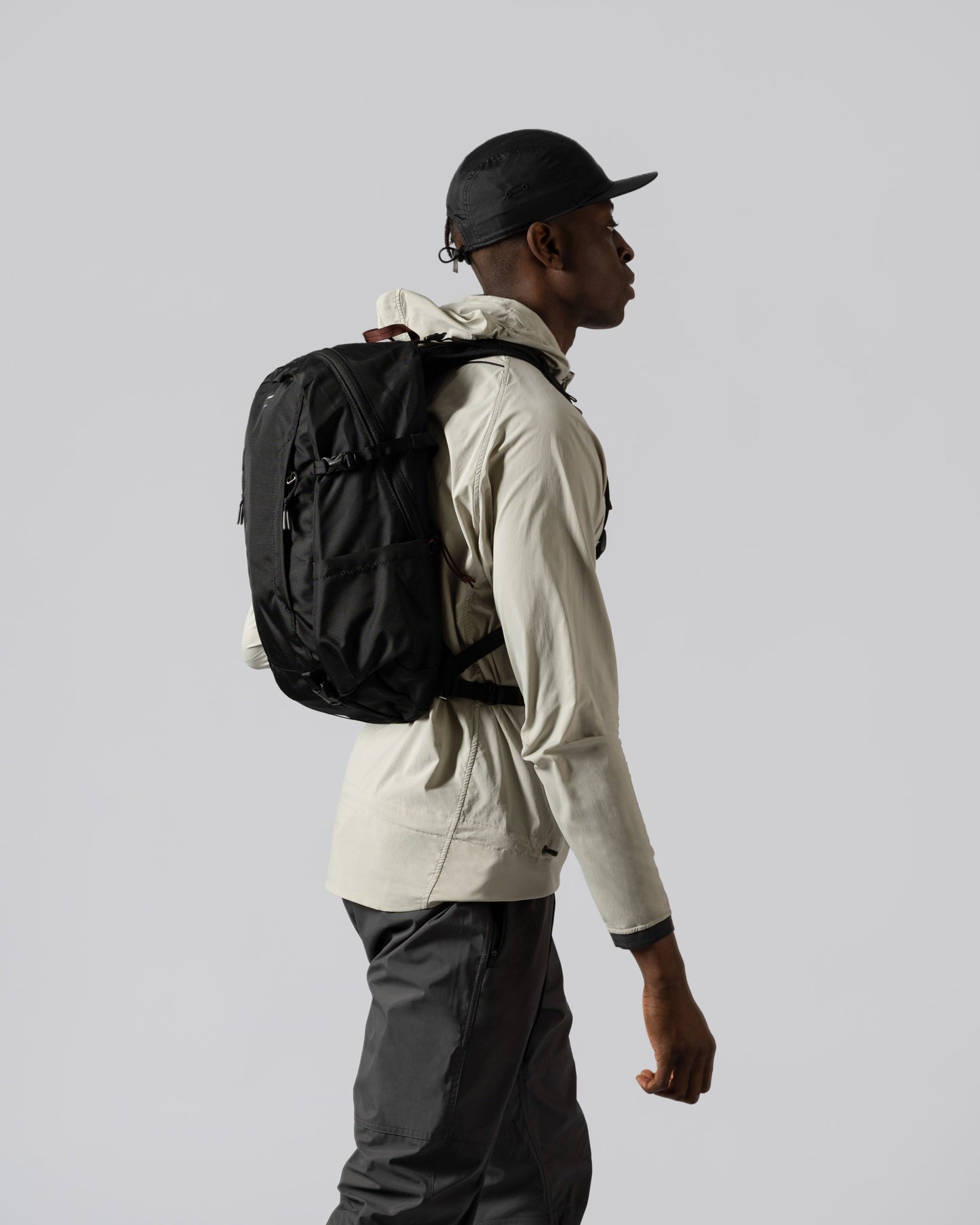 Sac à dos imperméable en recyclé | noir "ridge hike black"