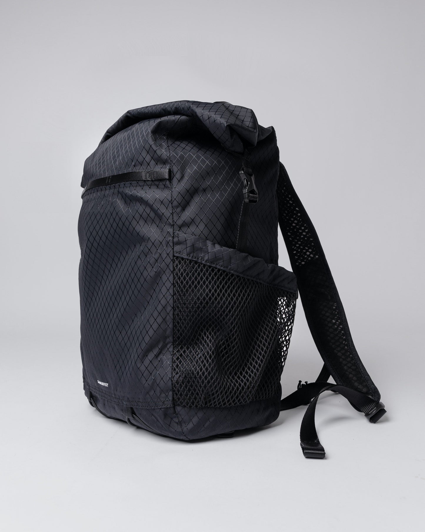 Sac à dos rolltop imperméable en recyclé | Noir "nils black"