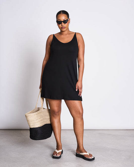 Robe légère en tencel | noir "slip dress triangle short flow black"
