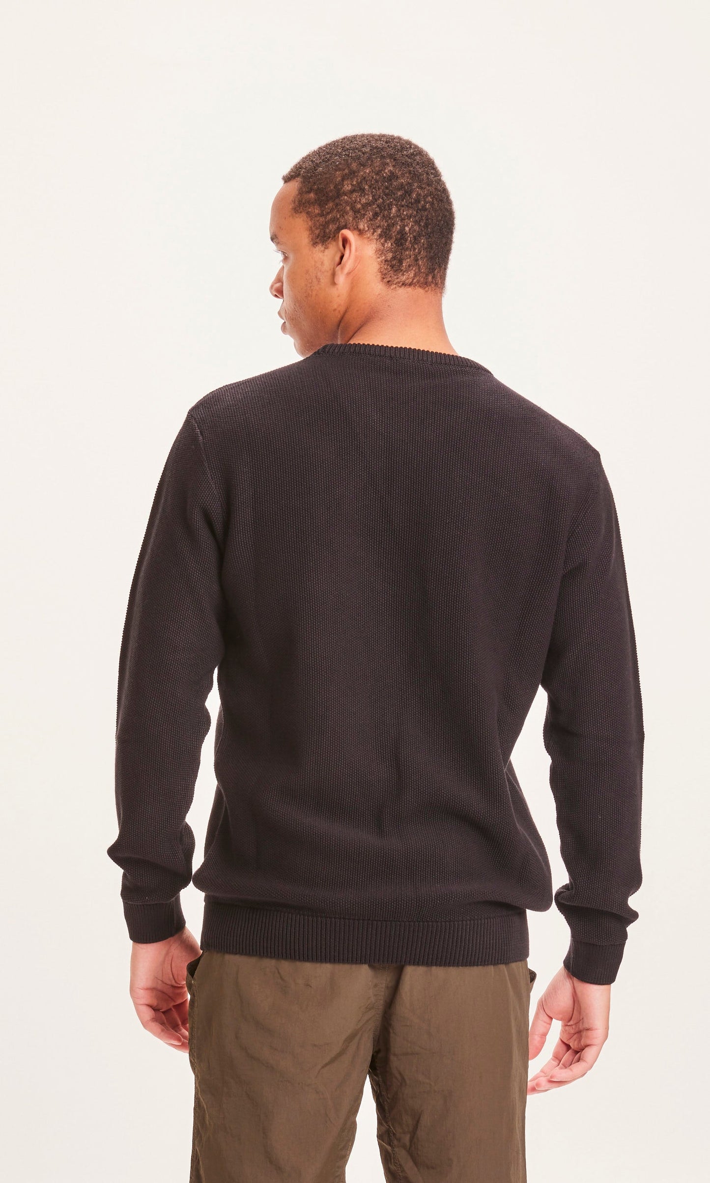 Pull léger piqué noir en coton bio - FIELD pique badge black jet