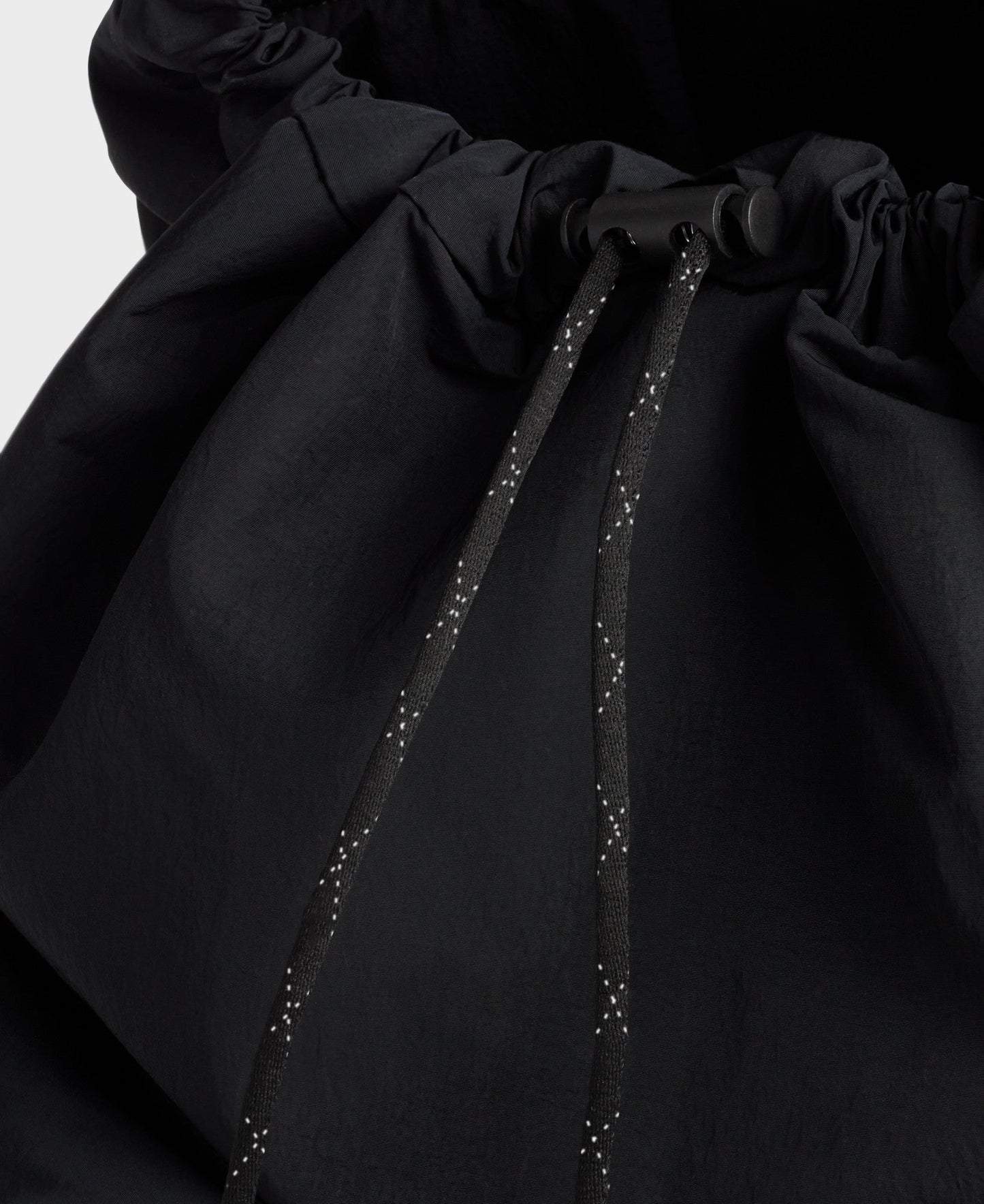 Sac à dos en matière recyclée déperlante | Noir "midnight backpack"