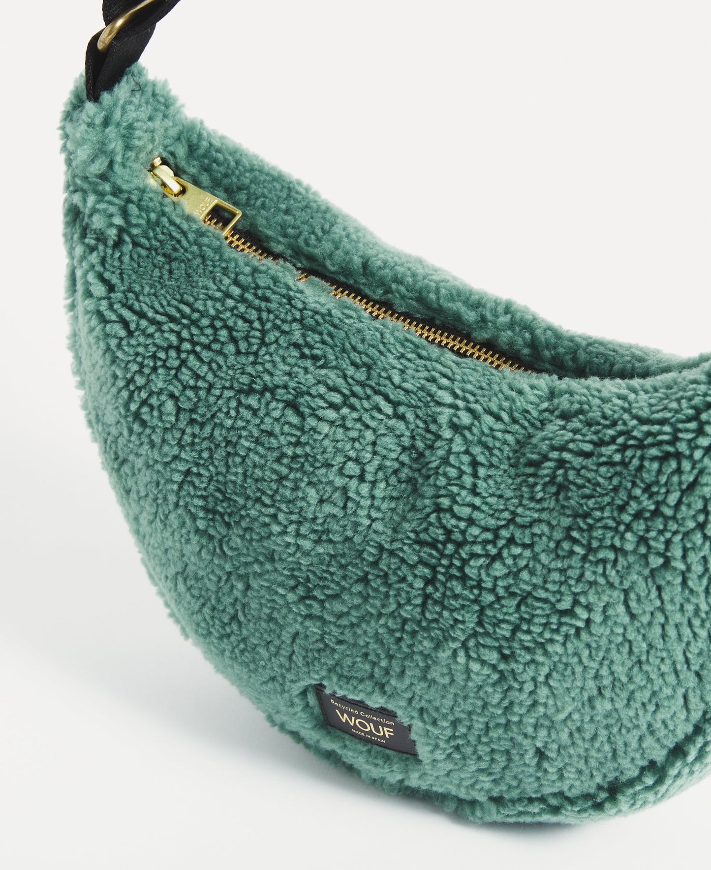 Banane en matières recyclées | vert d'eau "moss crossbody bag"