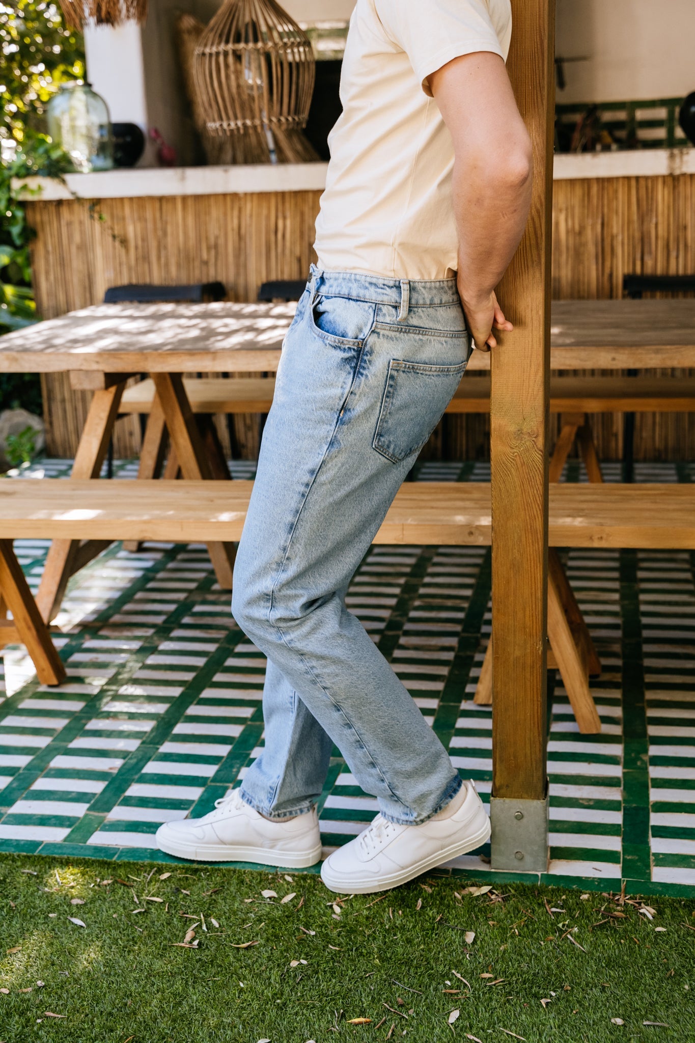 Jean droit en coton recyclé | bleu clair "reborn oak jeans bleached stonewash"