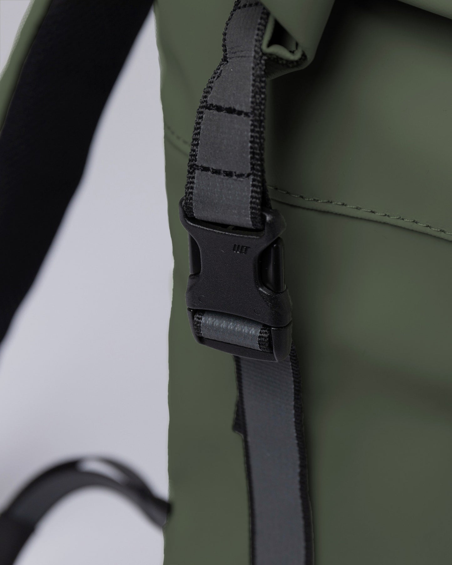 Sac à dos imperméable en matière recyclée | Vert "konrad dawn green"