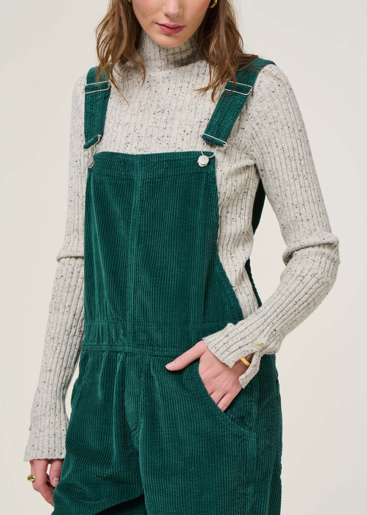 Salopette velours en coton bio | vert "corduroy overall dark green"