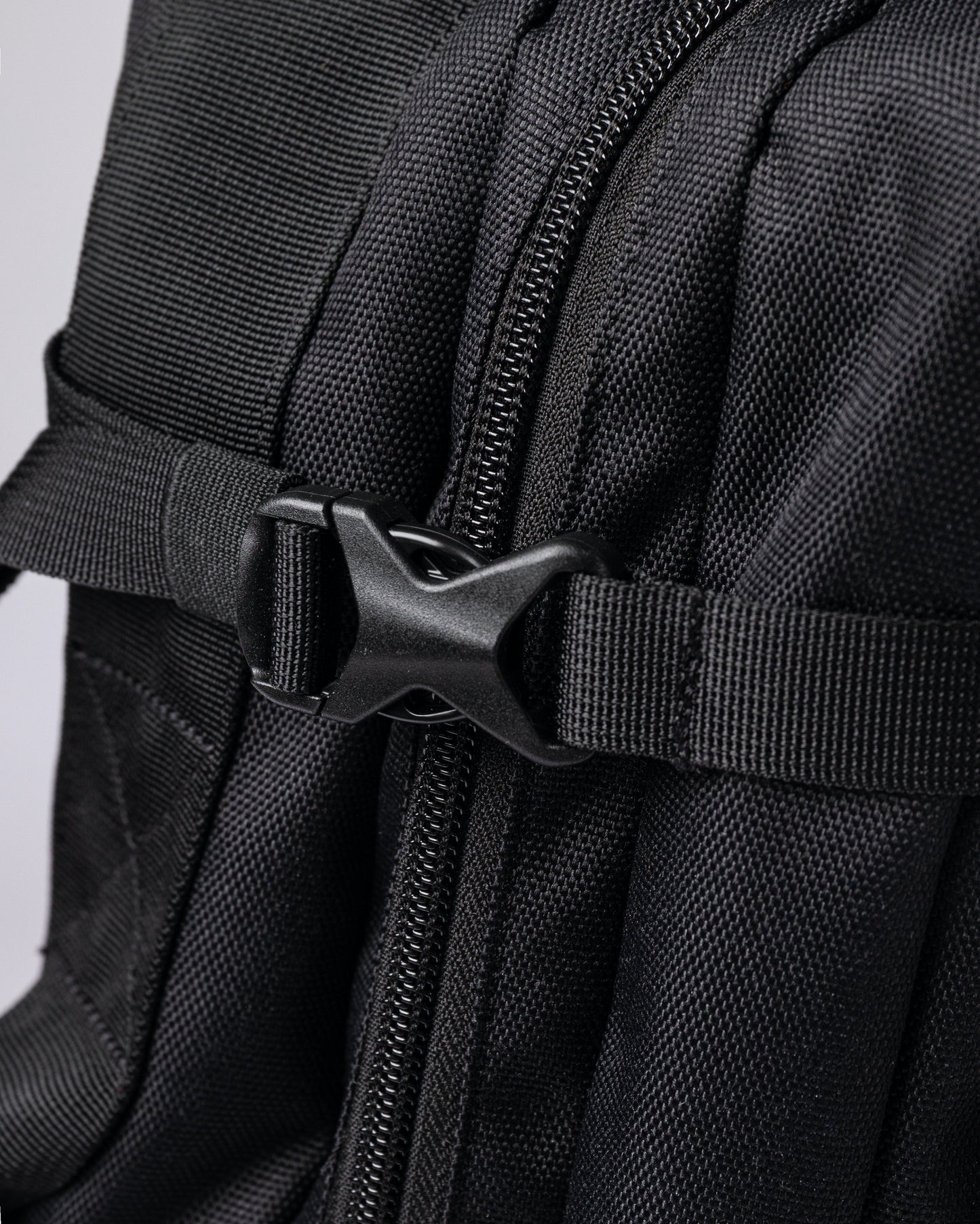 Sac à dos 34l fonctionnel en matières recyclées | noir "otis black"