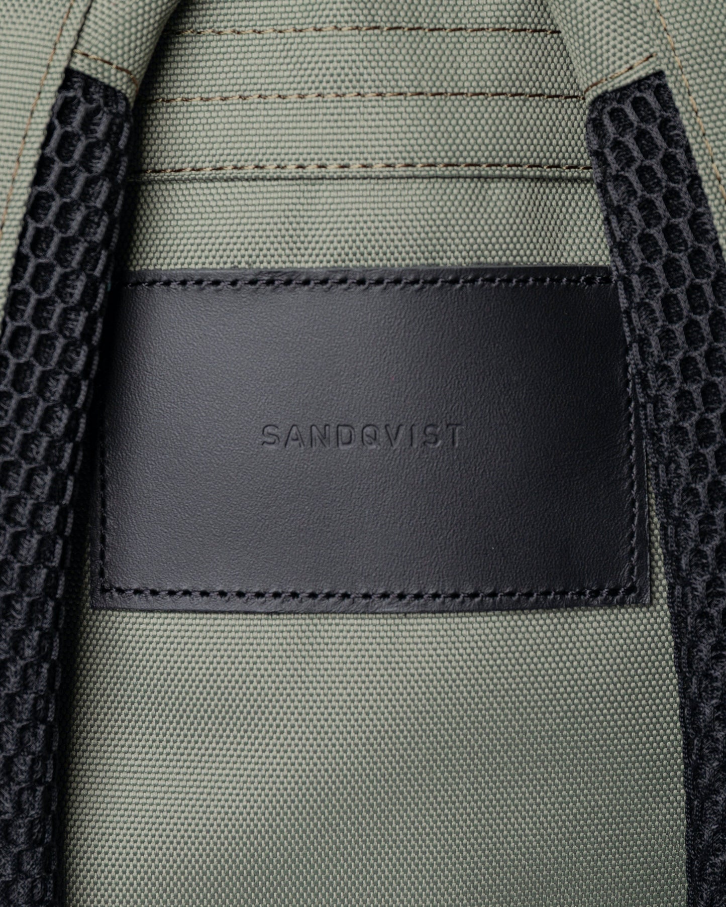 Sac à dos zippé en recyclé | vert "otis multi clover green"