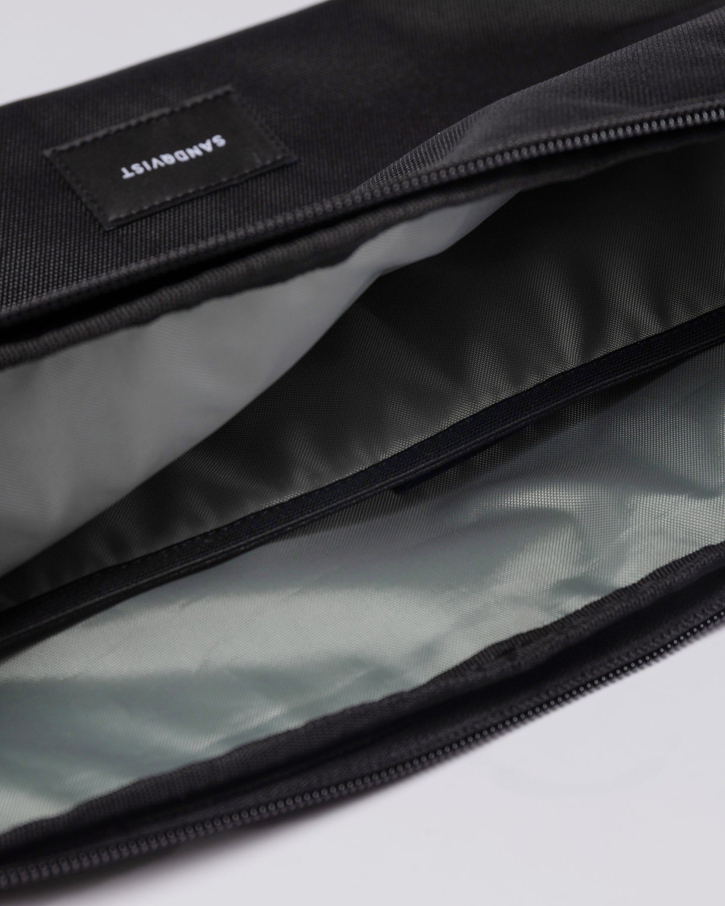 Pochette ordinateur en recyclé | Noir "laptop sleeve ordi 14pouces black"