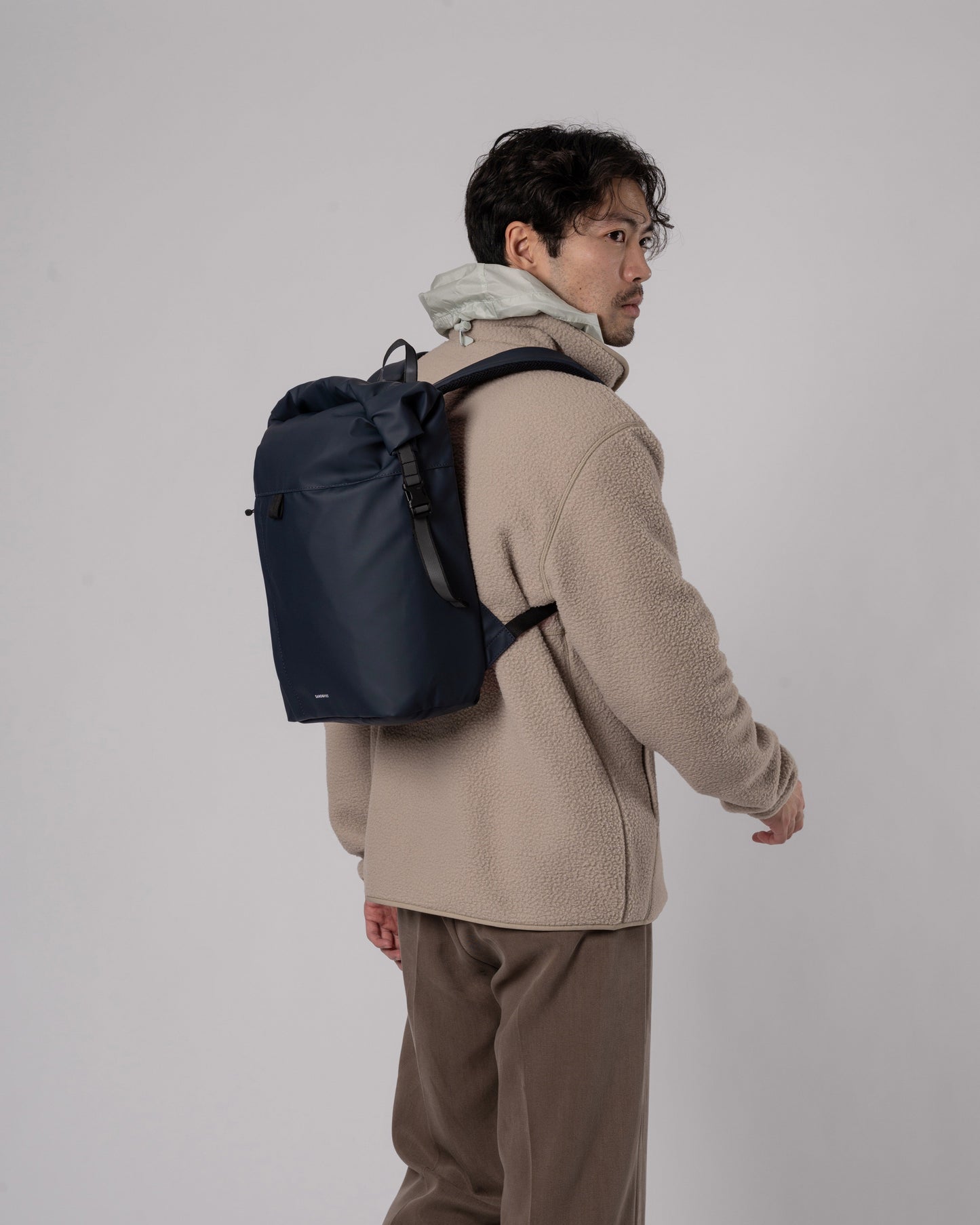 Sac à dos imperméable en matière recyclée | Marine "konrad navy"