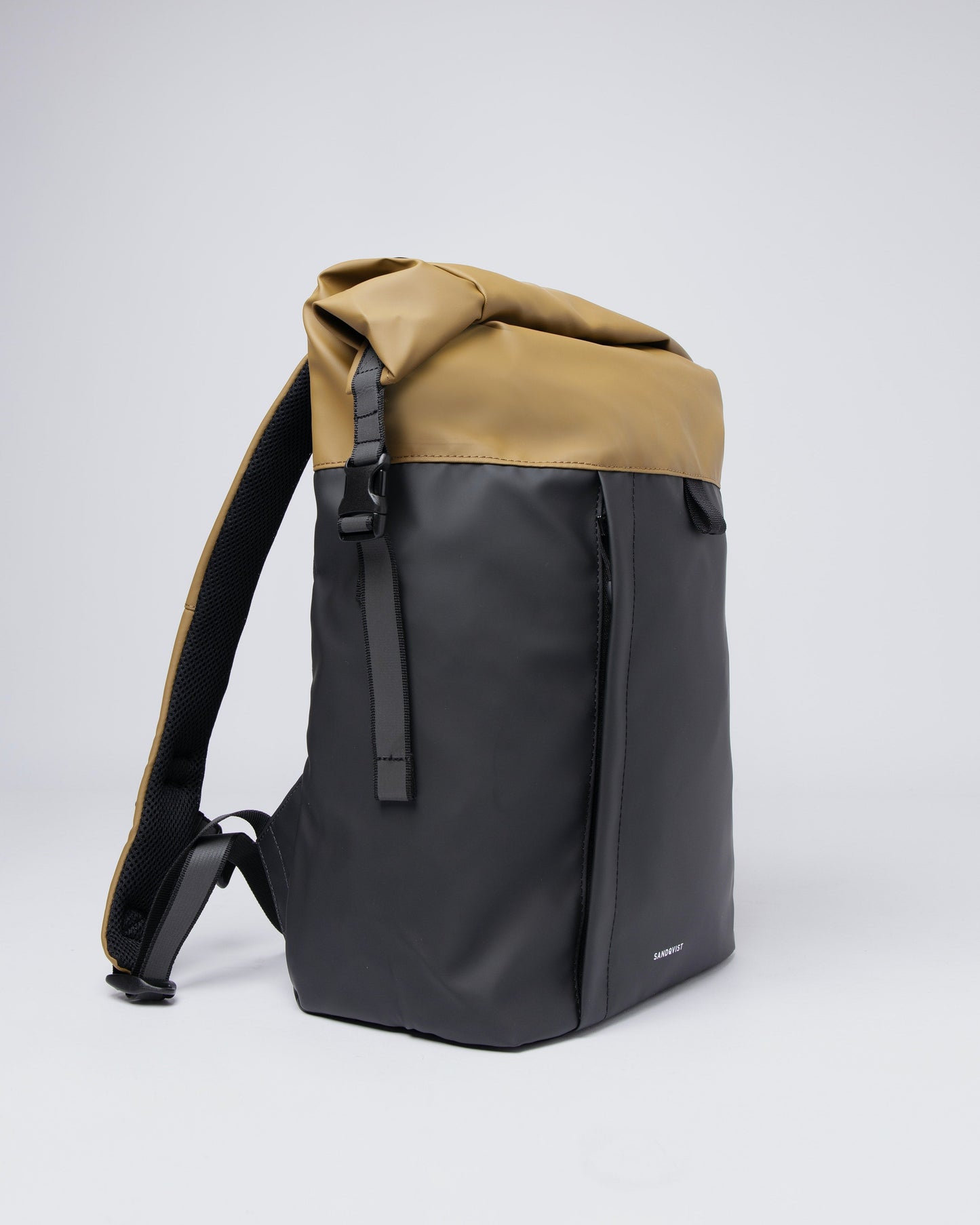 Sac à dos imperméable en matière recyclée | Noir et marron "konrad multi marsh yellow"