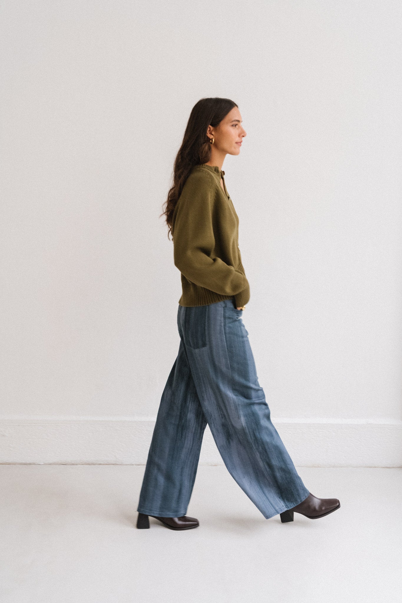 Pantalon large en coton bio | bleu "ombre blue hedda pants"