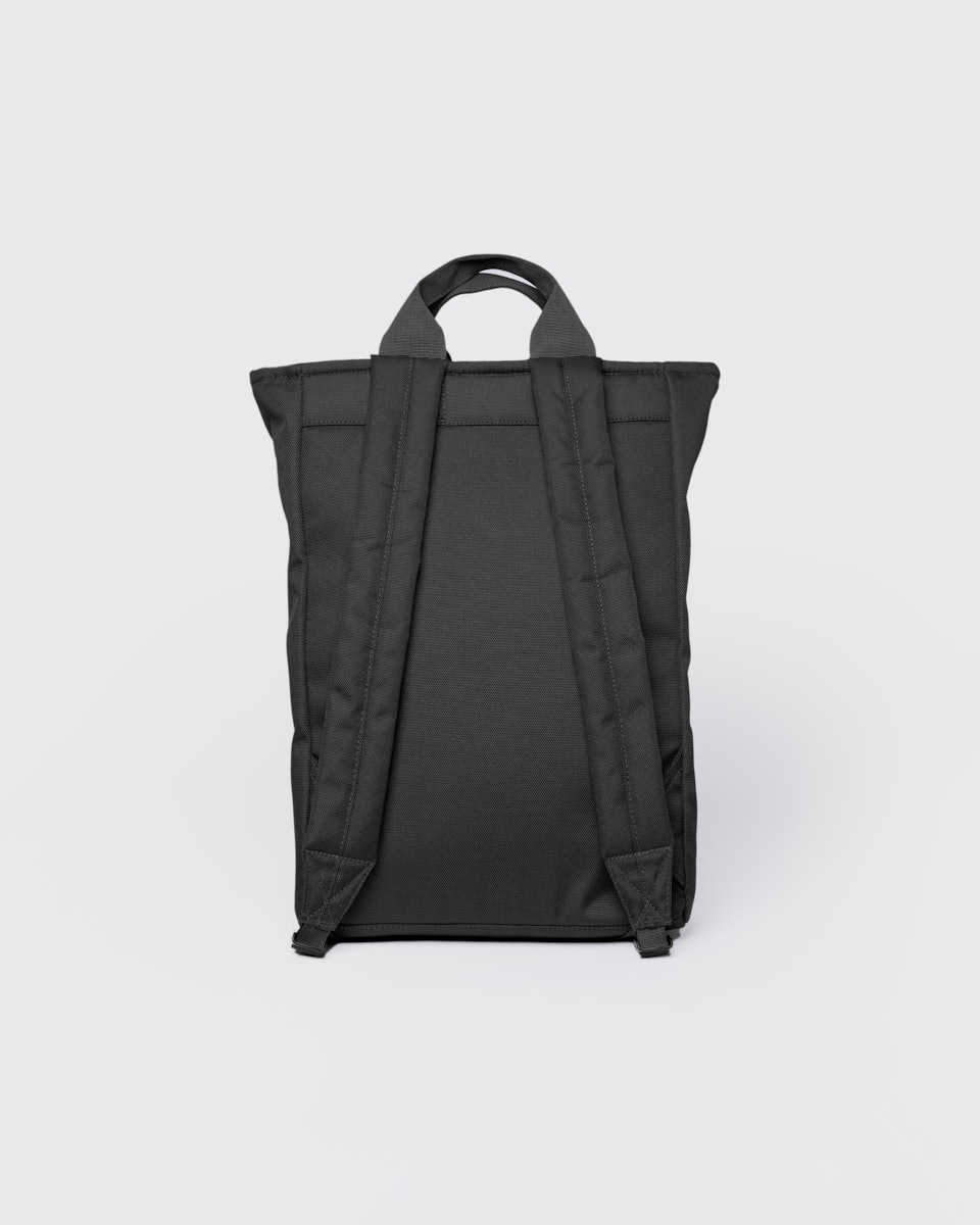 Sac à dos 15L en nylon recyclé | noir "ground 2-way bag - black"