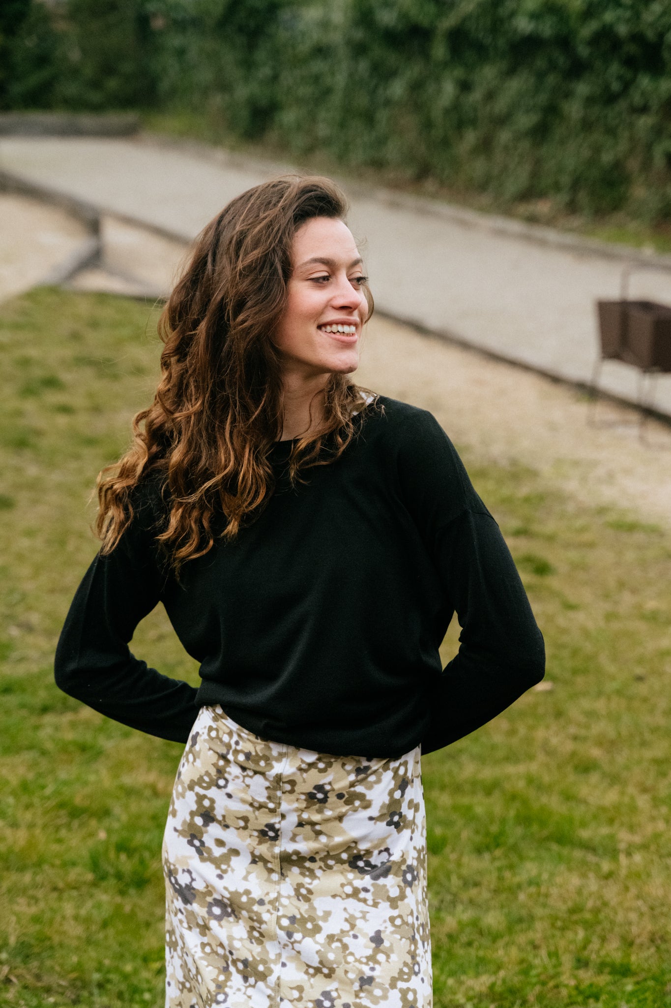 Pull léger en tencel et coton bio | noir "laarni black"
