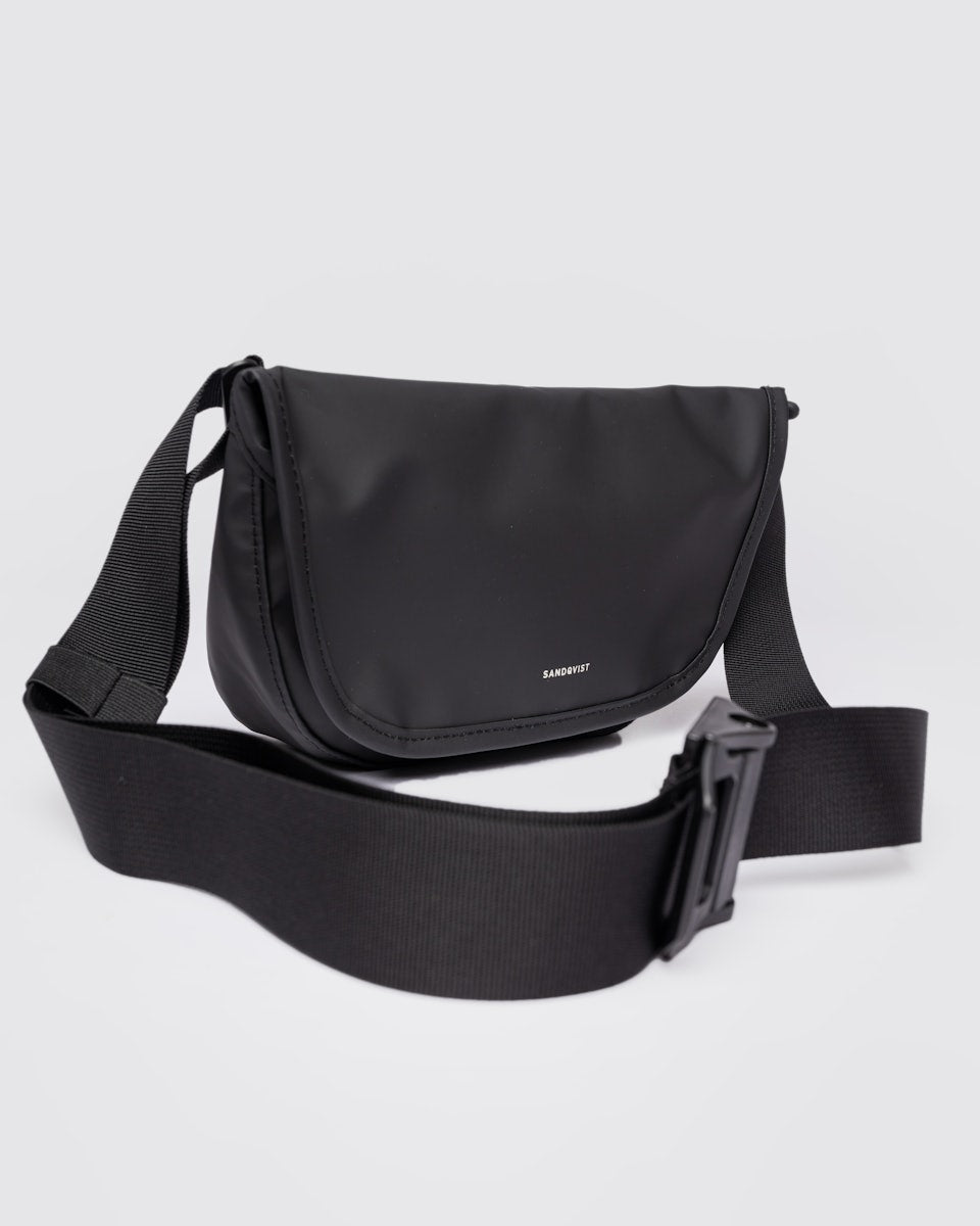 Banane en nylon recyclé | noir "stream messenger mini - black"