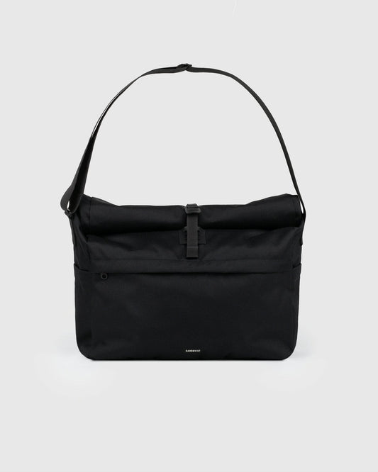 Sac bandoulière 29L en nylon recyclé | noir "icon messenger bag"