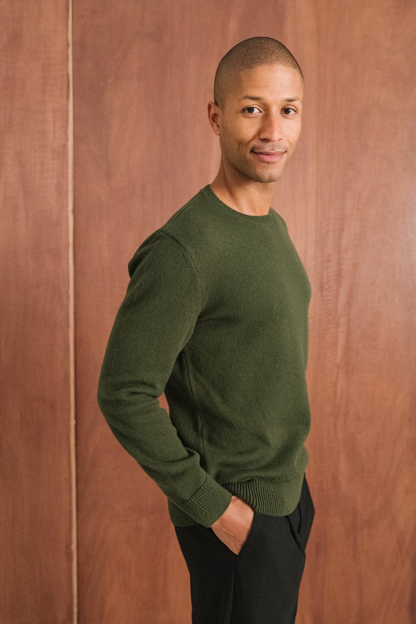 Pull en laine mérinos recyclée | olive