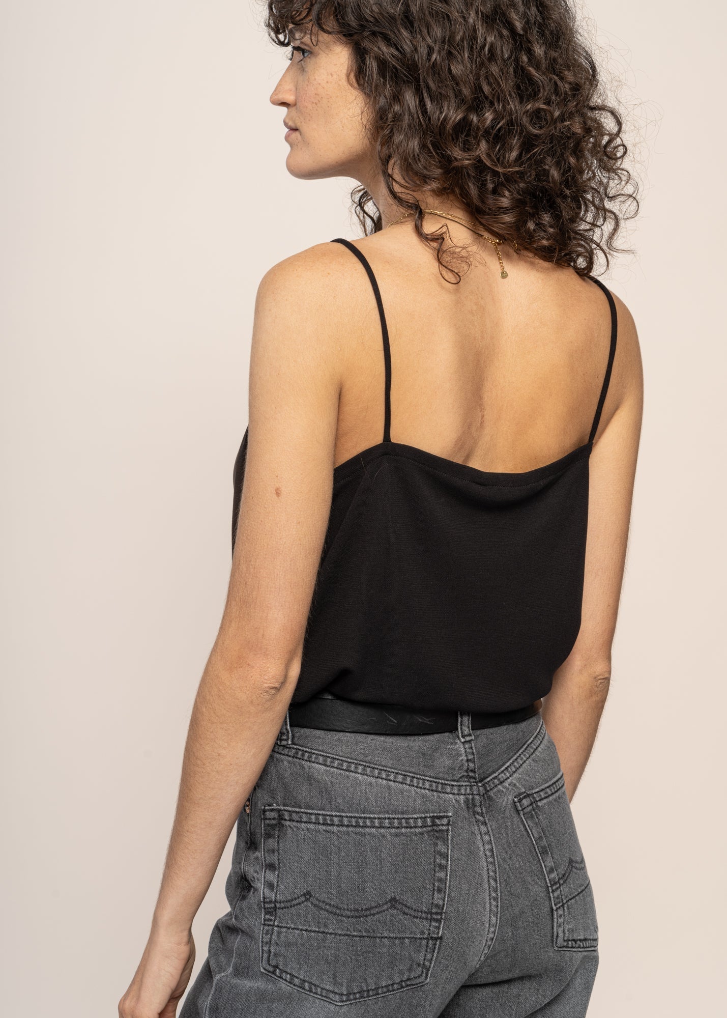 Top col v noir en tencel - Helen