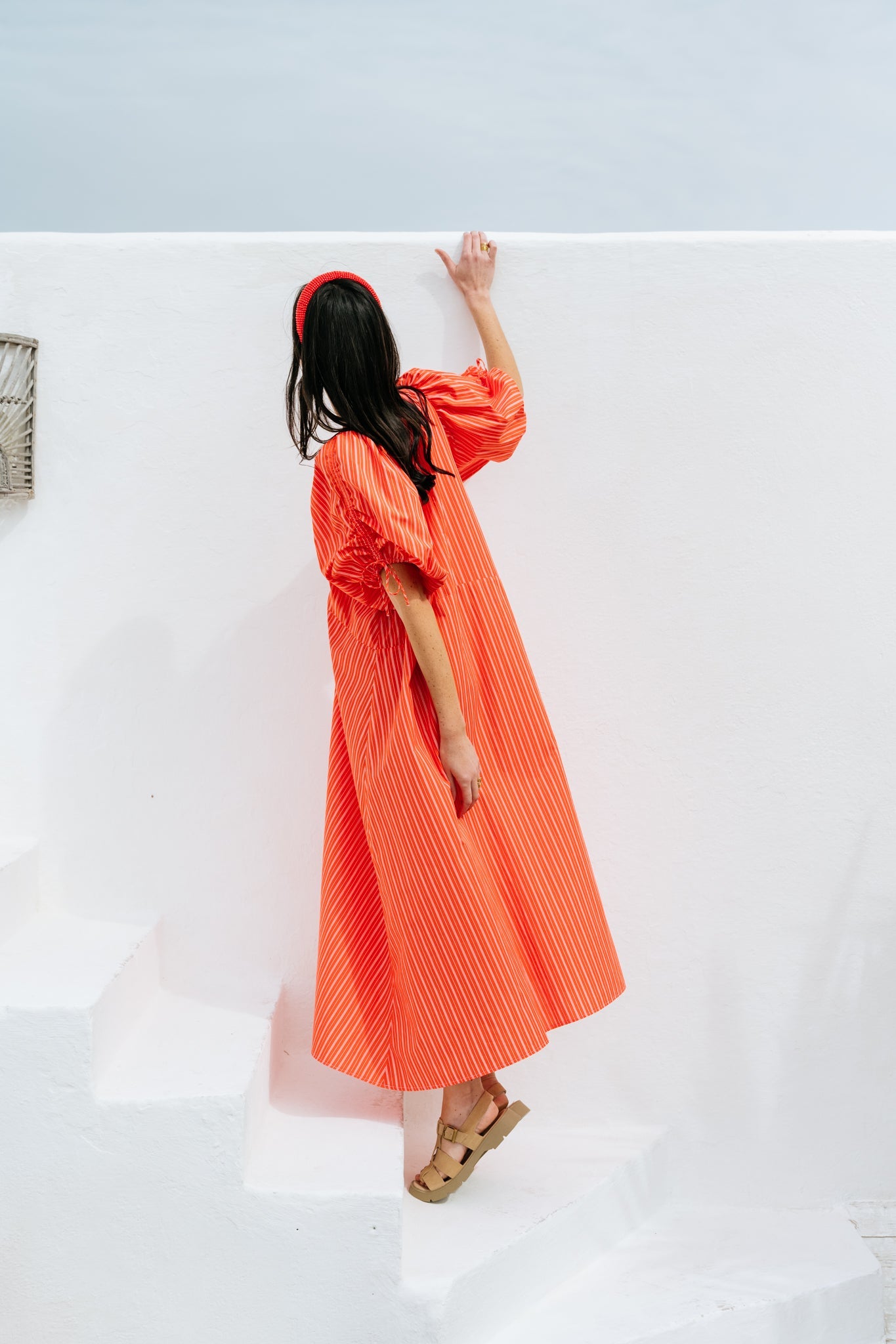 Robe en coton biologique | rouge "Dans - cherry red/white striped"