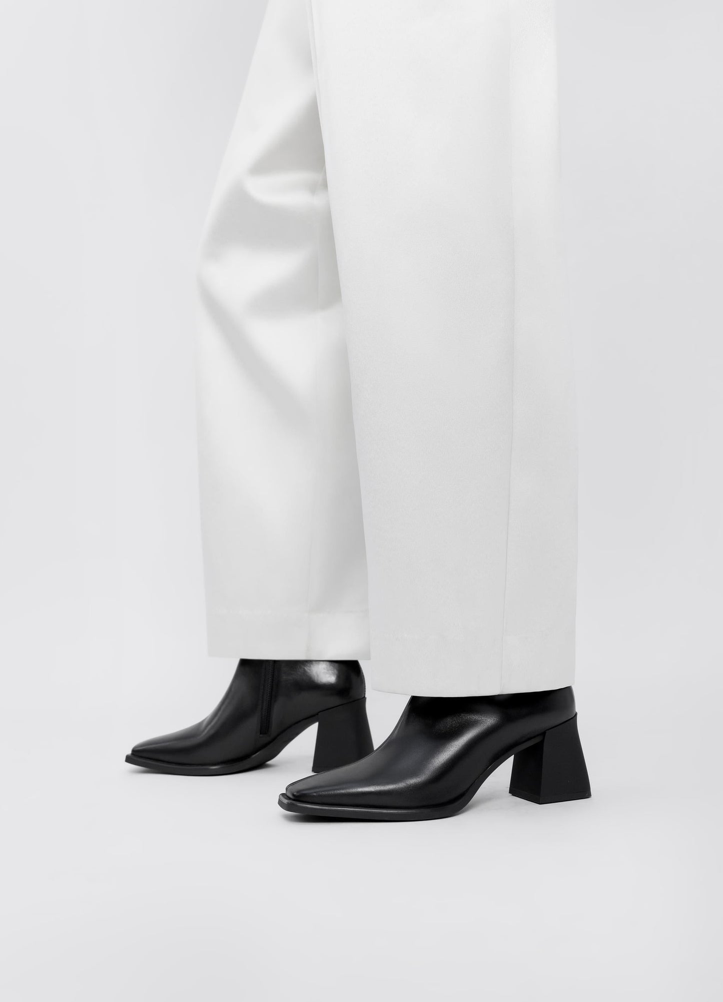 Bottines en cuir certifié | noir "hedda - black"