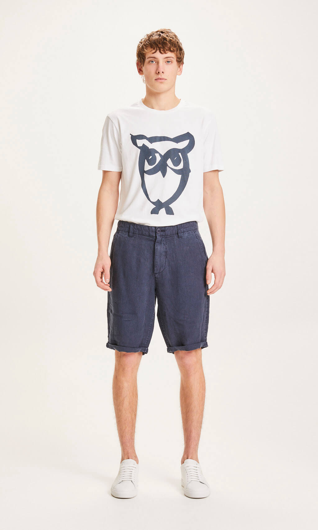 Short ample bleu nuit en lin - chuck total eclipse