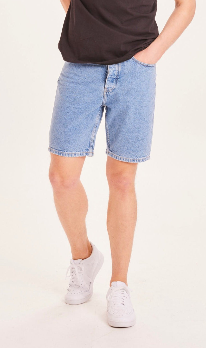 Short en jean délavé en coton bio recyclé - bleached stonewash
