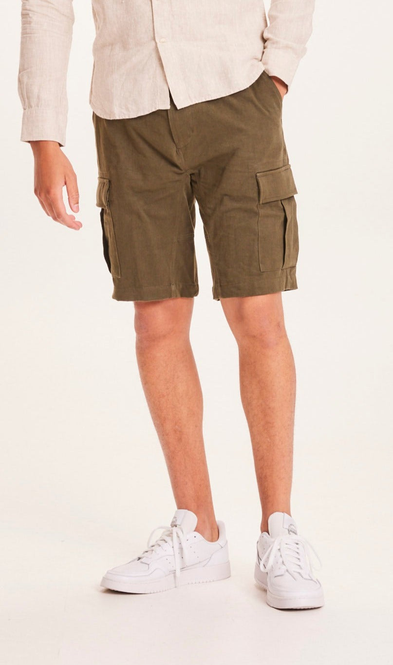 Short cargo kaki en coton bio - FIG utility trek twill shorts forrest night