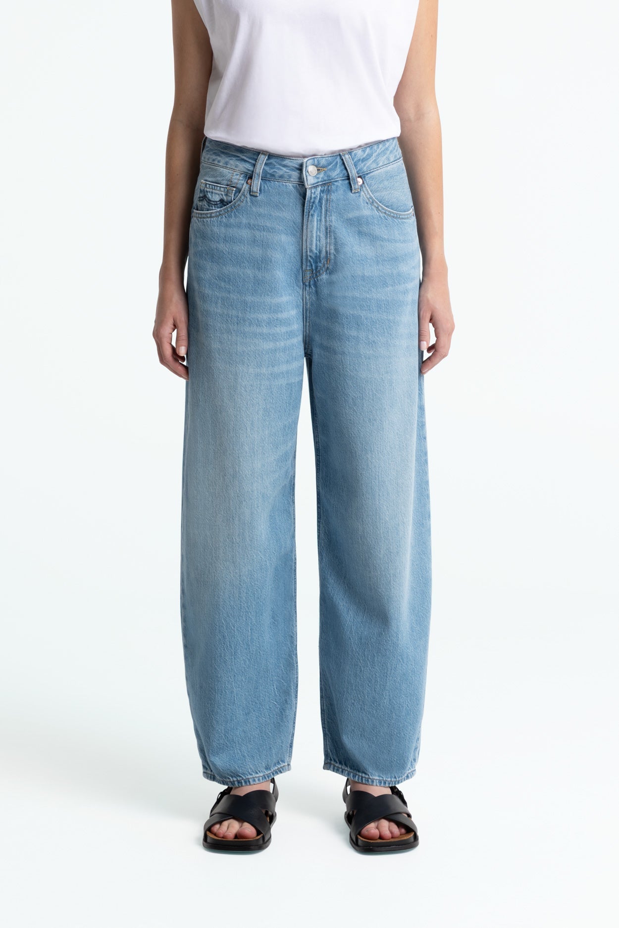 Jean ballon en coton bio et tencel | denim clair "leila - luiz super light"