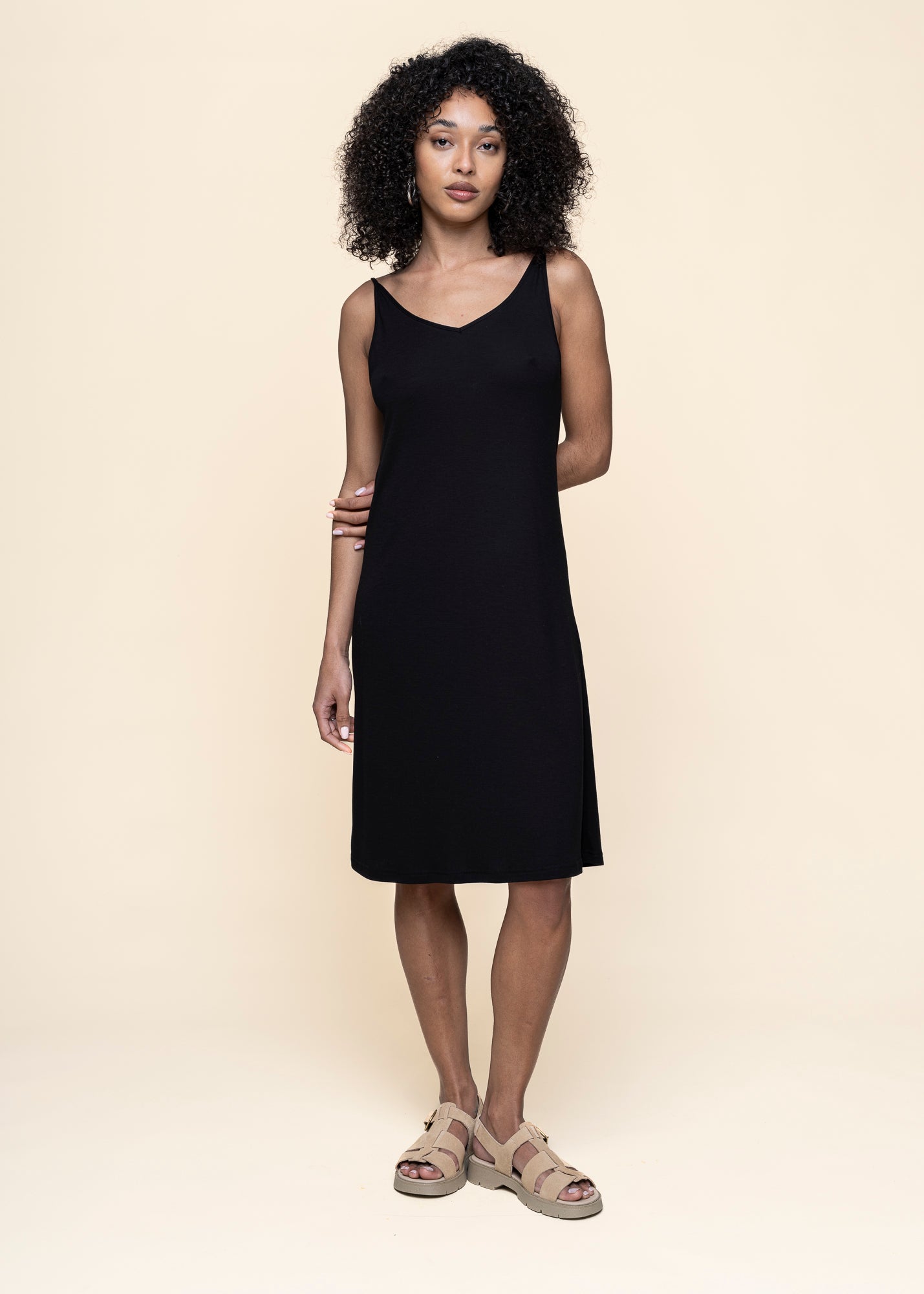 Robe noire en tencel - triangle midi black