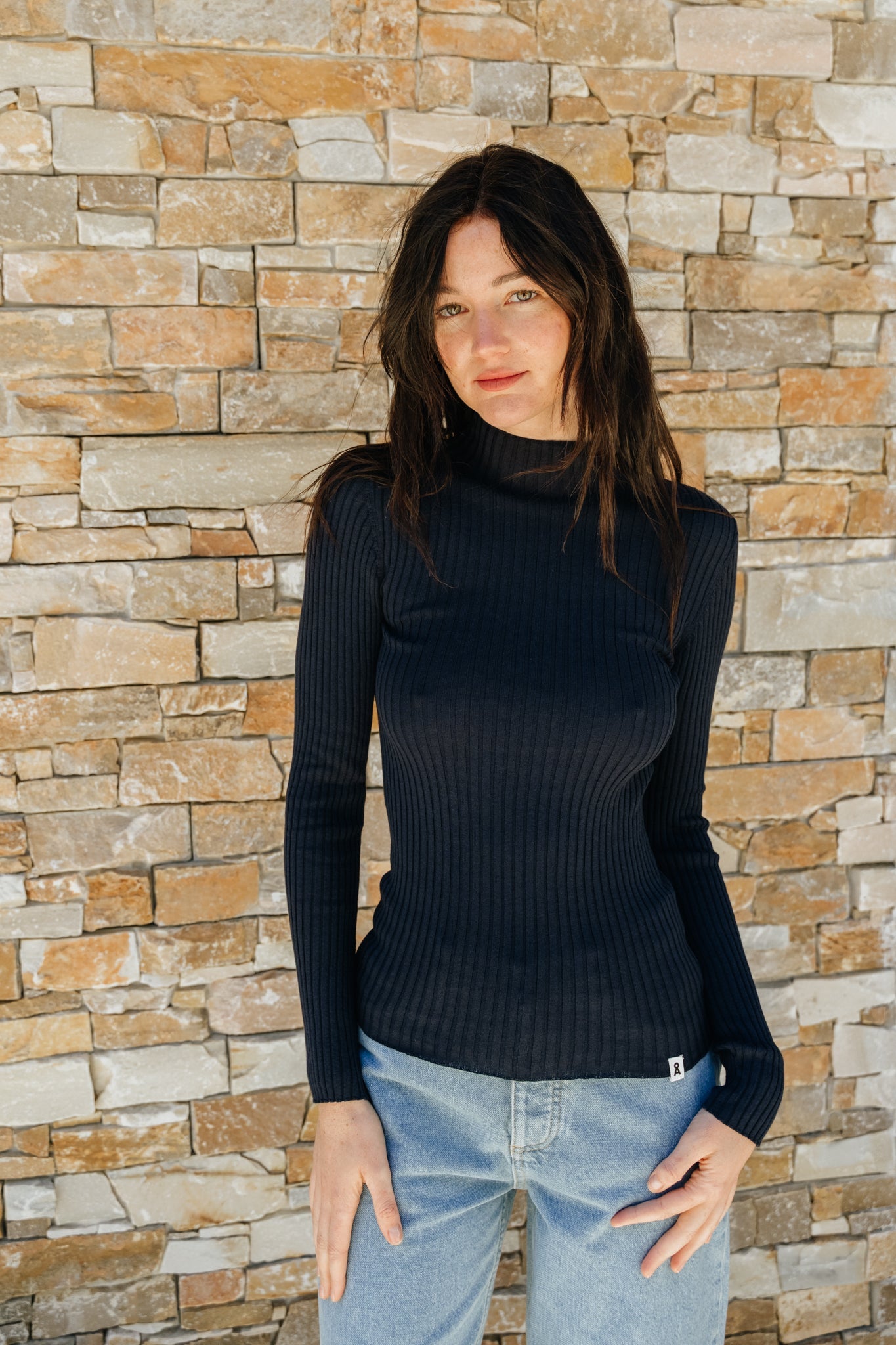 Sous-pull côtelé en coton bio | bleu nuit "alaania night sky"