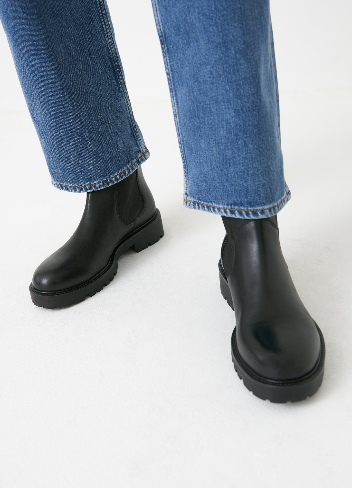 Bottines chelsea en cuir certifié | Noir "kenova black"