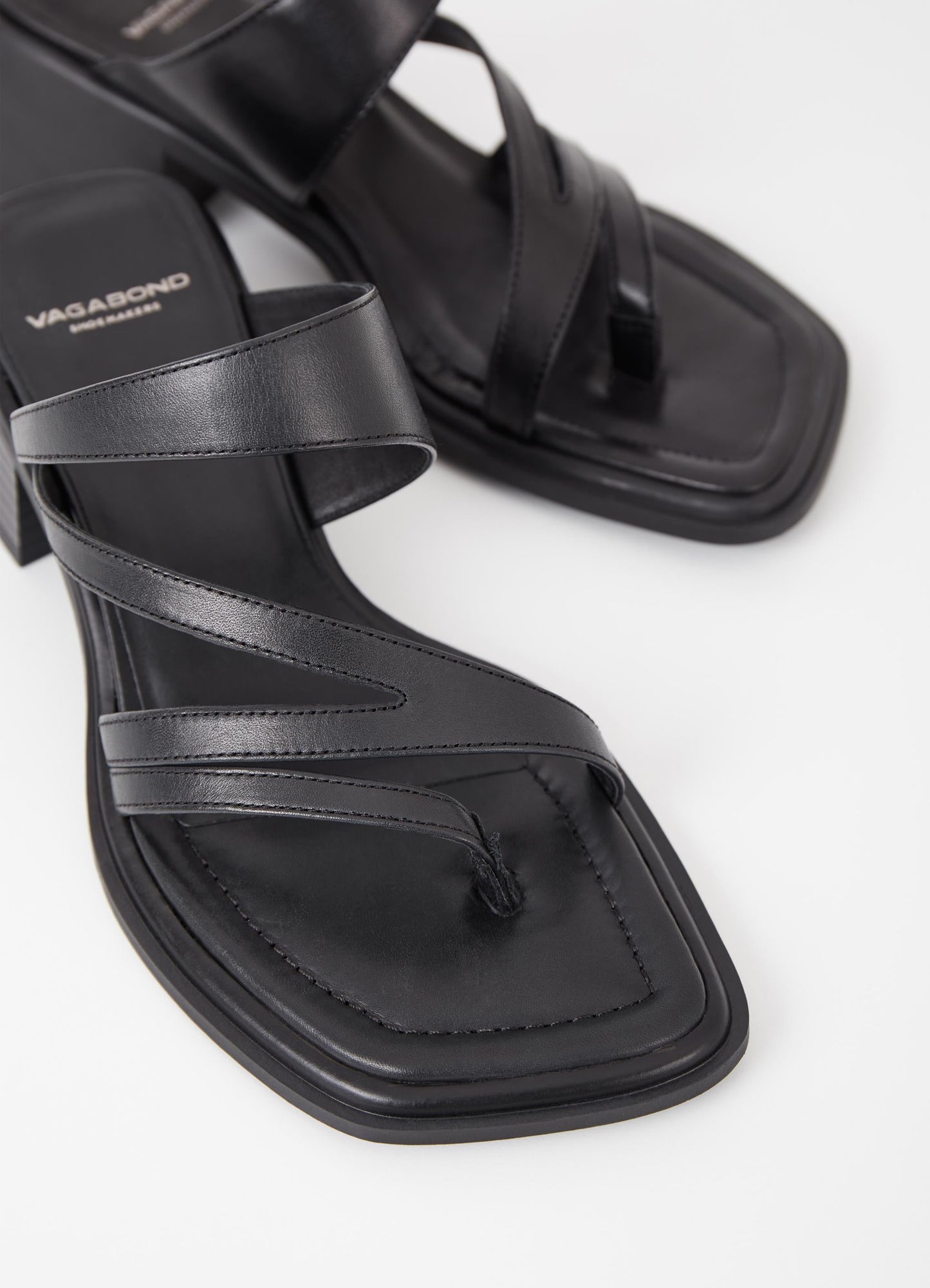 Sandales noires en cuir certifié - ines black