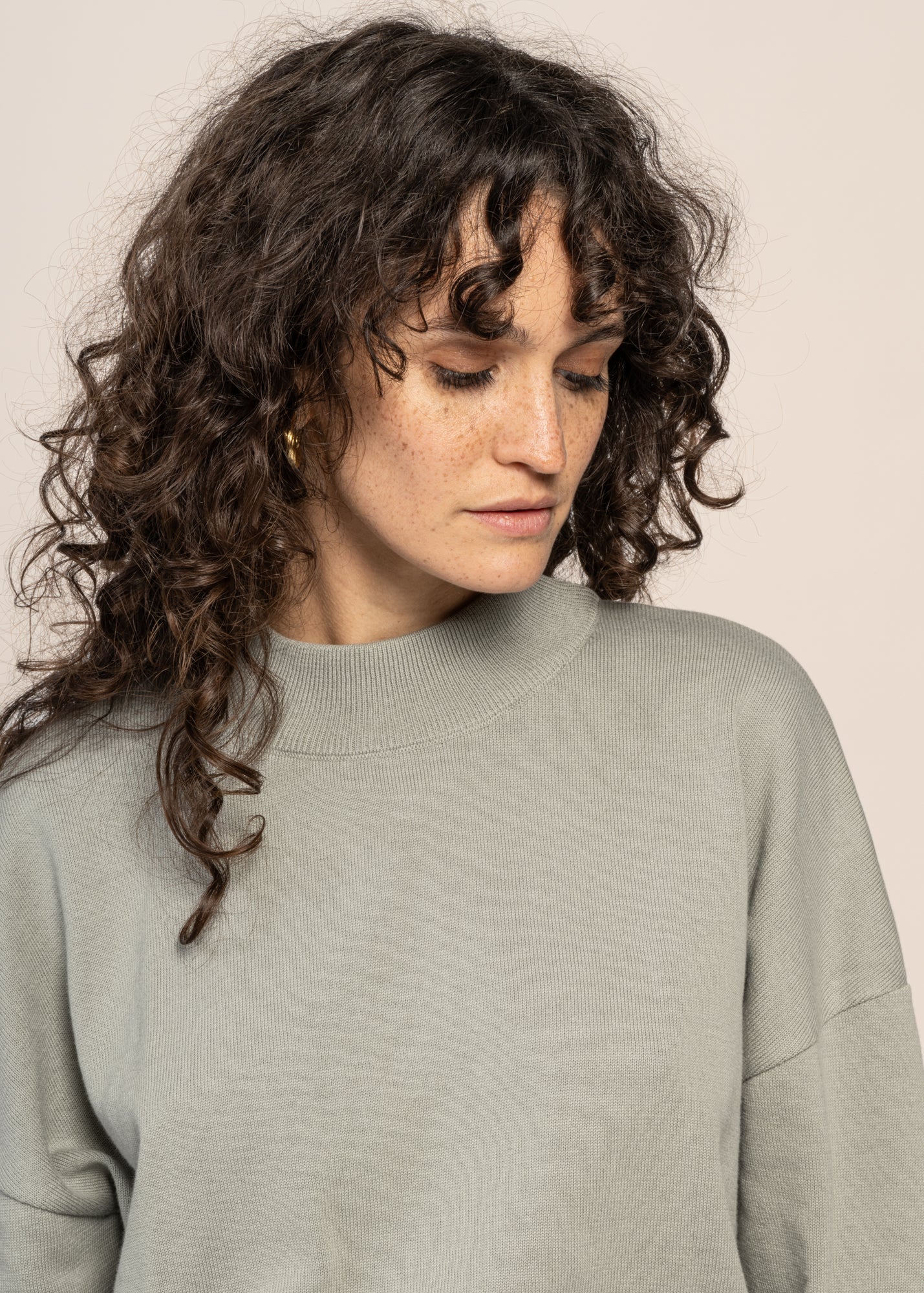 Pull oversize en coton bio | vert "yin muted sea spray"